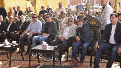  محافظ الدقهلية ووزير الشباب يتفقدان أعمال تطوير نادي دكرنس الرياضي 