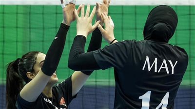 سيدات الأهلي يهزمن كمبالا سيتي ويتأهلن لربع نهائي بطولة أفريقيا للطائرة 
