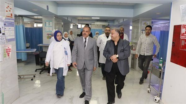 محافظ الشرقية يتفقد مستشفى القنايات المركزي ويؤكد استمرار الجولات الميدانية المفاجئة