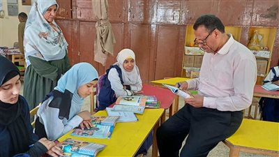 مدير تعليم أبوتشت يتابع الانضباط ومهارات القراءة والكتابة بعدد من المدارس
