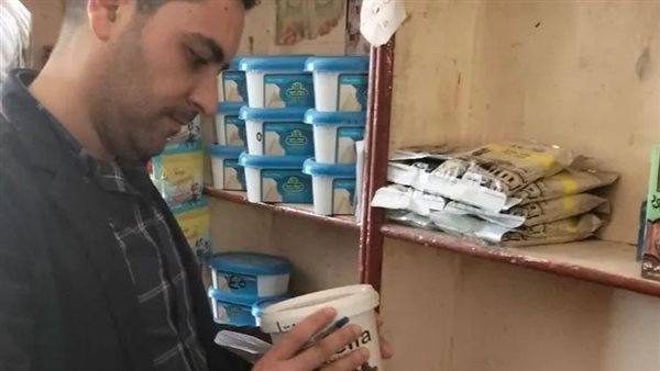 ضبط خل مجهولة المصدر وتلاعب بالدقيق المدعم بالبحيرة