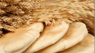 ماذا يحدث للجسم عند استبدال الخبز الأبيض بالحبوب الكاملة لمدة شهر؟