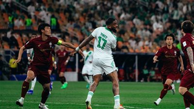 أهلي جدة يتخطى فيسيل كوبي إلى نهائي دوري أبطال آسيا
