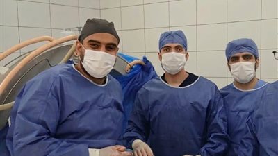 تدخل جراحي دقيق لتثبيت العمود الفقري لمصاب بمستشفى ميت غمر بالدقهلية 