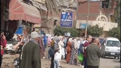 مشاجرات بين الركاب والسائقين.. عرض مستمر ببسيون