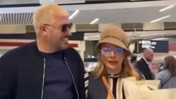 آخرهم زوج أصالة.. الشعر الأشقر قناع الشباب لرجال فوق الخمسين