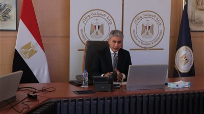  وزير السياحة يلتقي بالملتحقين من الوزارة الهيئات التابعة لها بالبرنامج المتقدم في القيادة التنفيذية (AELP)