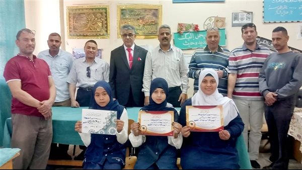 وكيل تعليم أبوتشت يتفقد سمهود الإعدادية بنات