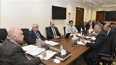 نقل النواب توصي بسرعة إدراج مشروعات طرق بالمحافظات