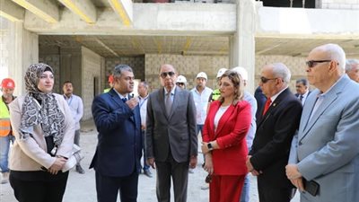 محافظ المنيا يتفقد الأعمال الإنشائية لمستشفى جامعة “دراية” 
