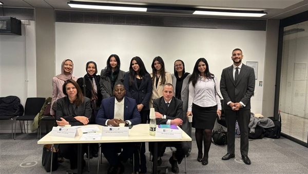 أداء مميز لفريق حقوق عين شمس في مسابقة جامعة أكسفورد للمحكمة الصورية