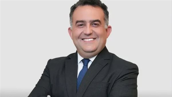 من هو عمر رضوان رئيس البورصة ؟