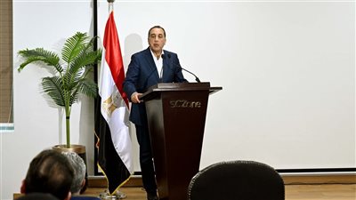 اكتر من 200 مصنع تم انشائهم في المنطقه الاقتصادية والدولة تركز على كافة القطاعات