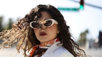 مايان السيد تقتحم خزانة سميرة سعيد