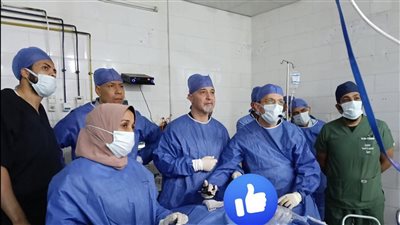 إجراء تدخلات جراحية دقيقة باستخدام أحدث تقنيات جراحات المناظير بمستشفى قنا العام 