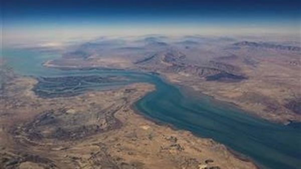 وزير الدفاع الألماني: إرسال سفن حربية استعدادًا لانتشار محتمل في مضيق هرمز