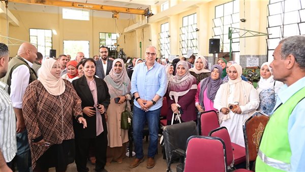 وزير الري يشهد"ورشة عمل متابعة الاستعداد للموسم الصيفي" بحضور قيادات الوزارة ومهندسي الري بأسوان