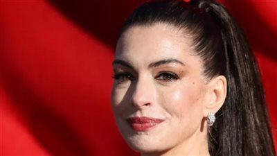آن هاثاواي نجمة بوب مضطربة بفيلم “الأم مريم”