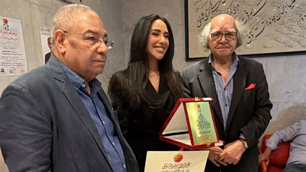 آية سماحة تفوز بجائزة أفضل ممثلة دور أول بمهرجان جمعية الفيلم