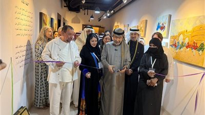 بالصور.. افتتاح معرض 