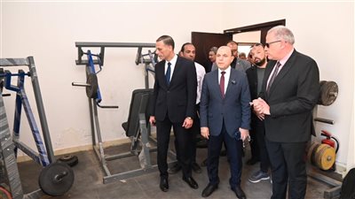 محافظ الغربية يتفقد المشروعات الخدمية والتنموية لحياة كريمة بتفهنا العزب