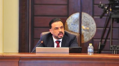 مجاهد : اعداد قانون يجرم المراهنات يمثل تهديداً للشباب 