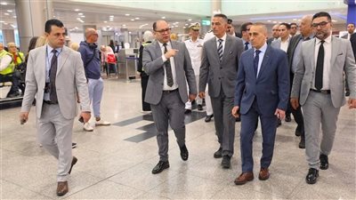 اللجنة العليا للتفتيش الأمني والبيئي تُجري جولة تفقدية بمطار القاهرة الدولي لمتابعة كفاءة التشغيل 
