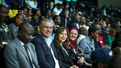 سفير مصر برواندا تؤازر فريق طائرة الأهلي في نهائي بطولة إفريقيا للأندية