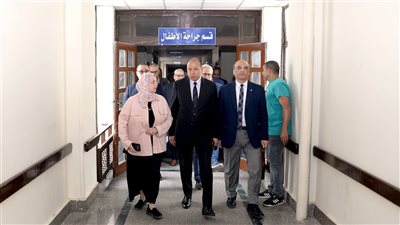  رئيس جامعة المنصورة يتابع ميدانيًّا تنفيذ وجاهزية مشروعات التطوير بالقطاع الطبي