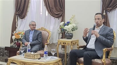 وزير الاتصالات: إنتاج 15 مليون هاتف محمول سنويا يضمن استقرار السوق وتراجع الأسعار