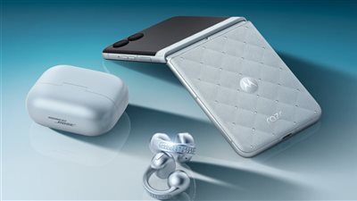 بـ 1399 يورو.. هل يستحق هاتف Motorola Signature وسواروفسكي سعره؟