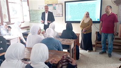 وكيل تعليم بني سويف يتفقد مدرسة الشهيد أحمد محمد كامل الثانوية بنات 