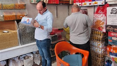 ضبط مخالفات في حملات تموينية مكبرة على الأسواق بالفيوم 