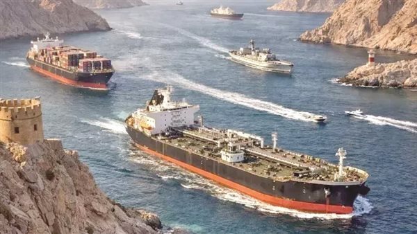 خبير طاقة: إغلاق مضيق هرمز يرفع سعر النفط لـ150 دولارا