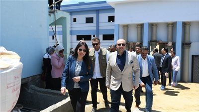 وزيرة الإسكان ومحافظ الفيوم يتفقدان توسعات محطة العزب الجديدة لمياه الشرب