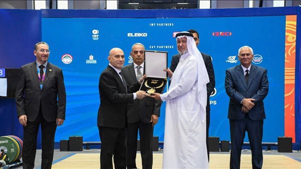 الدولي لرفع الأثقال يشيد بشراسة منافسات مونديال مصر وملفات مهمة على طاولة المكتب التنفيذي