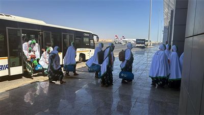 نجاح أول تجربة لتحويل مطار الغردقة إلى مطار محوري
