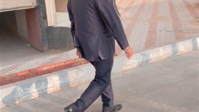 محافظ الدقهلية يتفقد أعمال تعزيز الخدمات وإنشاء غرفة عمليات بممشى المنصورة  