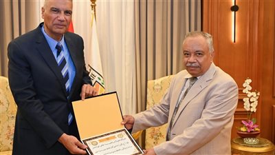 محافظ جنوب سيناء يبحث مع عميد كلية العلوم الأزهرية تطوير التعليم الأزهري