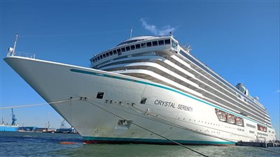  ميناء غرب بورسعيد السياحي يستقبل السفينة CRYSTAL SERENITY وعلى متنها 752 سائحًا