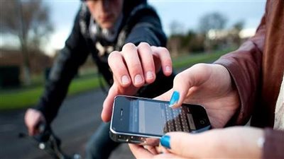 كيف تمنع اللصوص من الوصول إلى هاتفك؟ دليل شامل بأحدث تقنيات الحماية