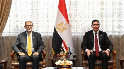 وزير الشباب والرياضة يلتقي رئيس هيئة سلامة الغذاء