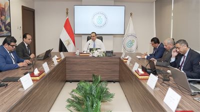 رئيس هيئة الرعاية الصحية يتابع مؤشرات الأداء ومستهدفات الربع الأخير من العام المالي 2026/2025 