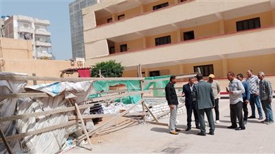  مدير تعليم البحيرة يتفقد مدارس إدكو ورشيد  
