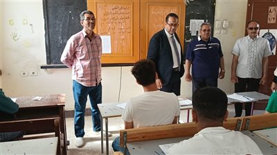 وكيل تعليم العربية يتابع امتحانات المواد غير المضافة بمدارس قطور