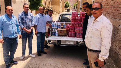 ضبط 470 عبوة مشروب طاقة ومنظفات مجهولة المصدر بالفيوم 