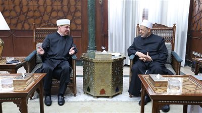 الإمام الأكبر يؤكد استعداد الأزهر لتدريب الأئمة البولنديين