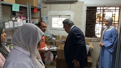 محافظ الدقهلية في زيارة مفاجئة لعيادة التأمين الصحي بجديلة