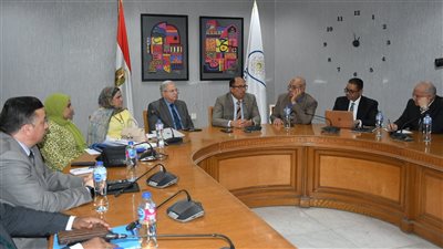 جامعة العاصمة تناقش تحديث البرامج الأكاديمية ودعم البحث العلمي