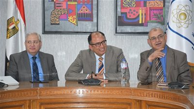 لمواكبة الذكاء الاصطناعي.. رئيس جامعة العاصمة يدعو لإعداد خطة لتطوير التخصصات الاجتماعية 